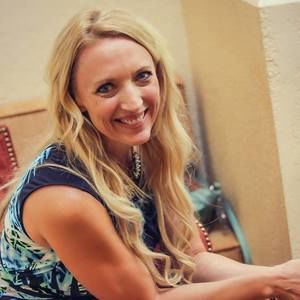 Meet your Posher, Robyn